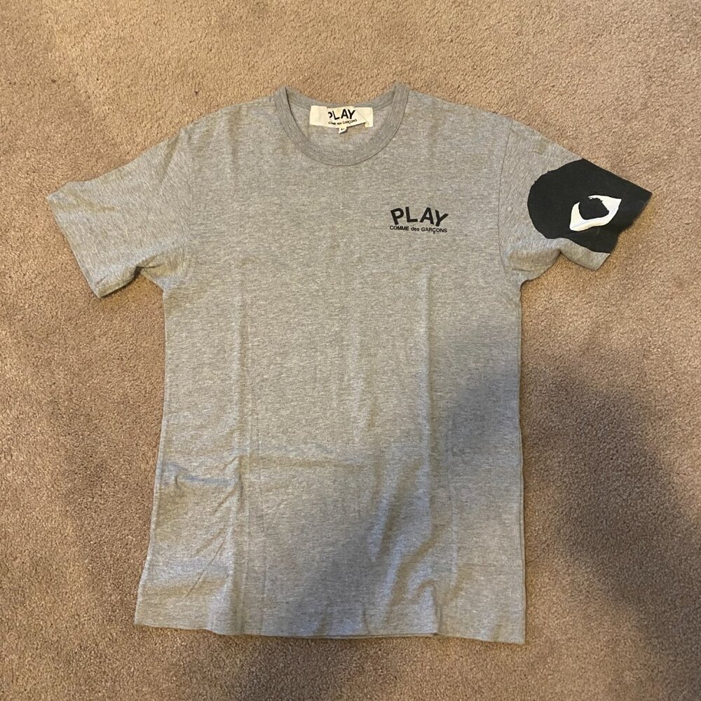 Comme des Garçons (CDG) Men’s T-Shirt – Size M – Excellent Condition